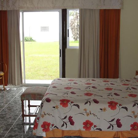 Iorana Isla De Pascua Hotel 앙가로아 객실 사진